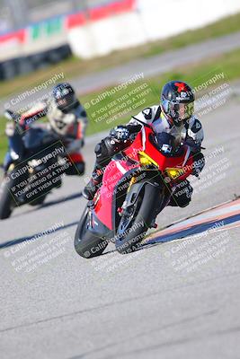 media/Jan-20-2023-Fastrack Riders (Fri) [[f2ad32aba3]]/Level 1/session 4 turn 6/